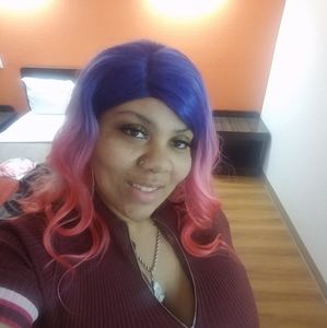 Meet your Posher, Maretta